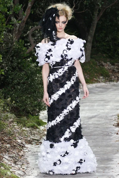 Look 62